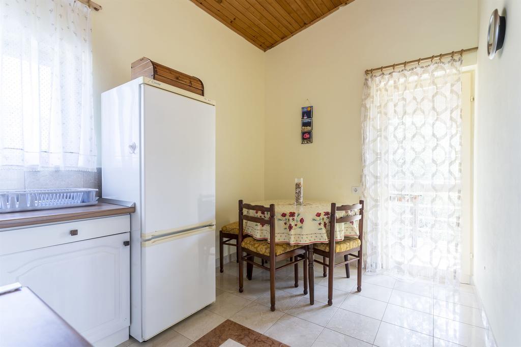 Apartment Srecko Vinišće Exteriér fotografie